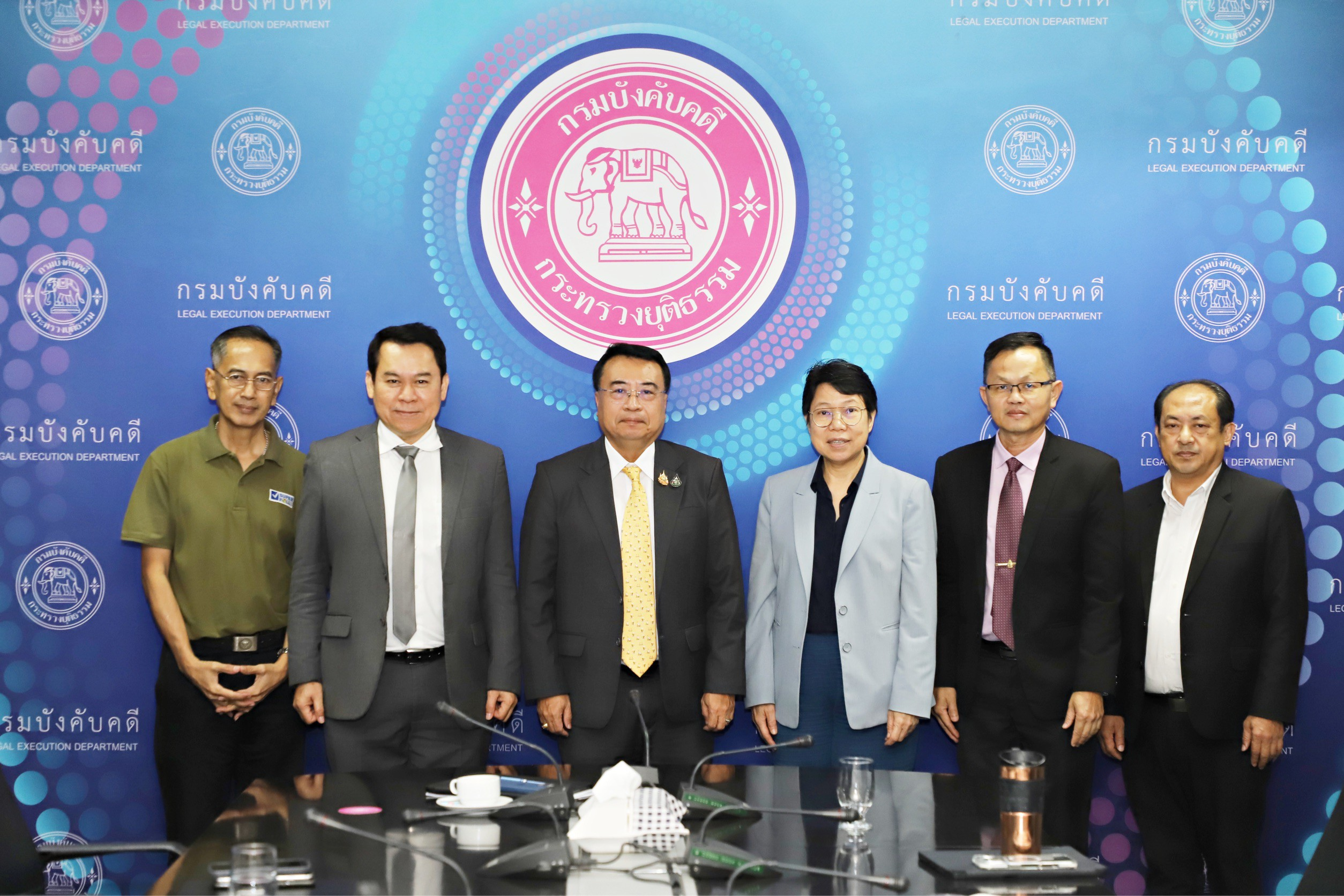 ﻿กรมบังคับคดีให้สัมภาษณ์เชิงลึก ในหัวข้อ “โครงการสำรวจความเชื่อมั่นของประชาชน ผู้รับบริการที่มีต่อกระบวนการบังคับคดี ประจำปีงบประมาณ พ.ศ. 2568 ”